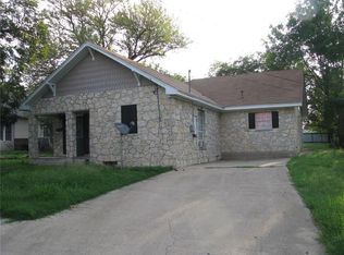 401 S 6th St, Gatesville, TX 76528