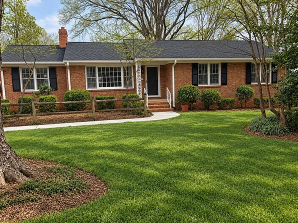 1012 Onslow Dr, Greensboro, NC 27408