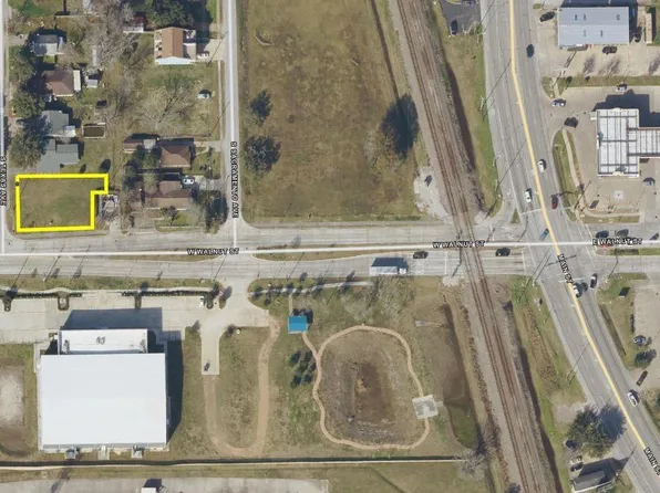 2543 S Texas Ave, Pearland, TX 77581