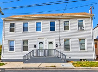 146 Ferry St, Trenton, NJ 08611