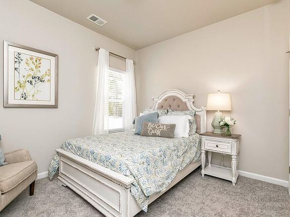 3rd image of 63 Summer House Ct