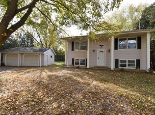 5563 Sheil Dr, Oregon, WI 53575