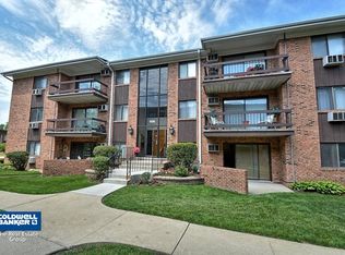 936 Olive Rd #5B2, Homewood, IL 60430