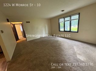 1224 W Monroe St APT 10, Springfield, IL 62704