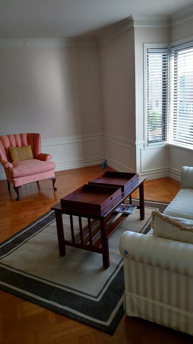 Living room - 1644 Beach St