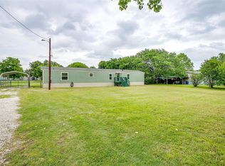 1833 Lariat Ln, Burleson, TX 76028