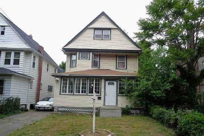 1st image of 10911 Morison Ave