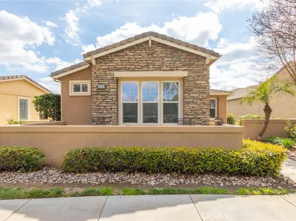 8180 Pavin Ln, Hemet, CA 92545