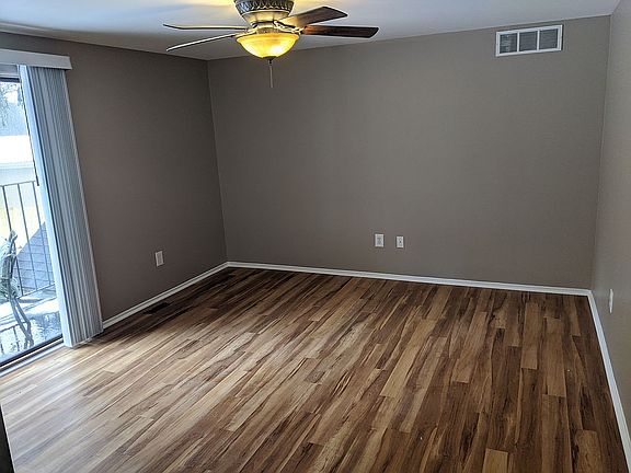 3rd image of 1125 Indianwood Trl #1