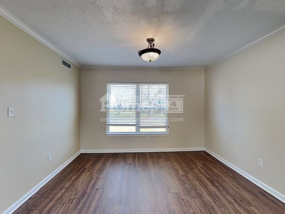 4th image of 6626 Frankenberger Dr