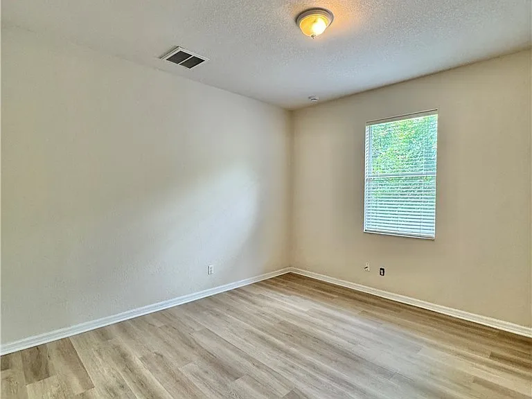 530 Kilgour Ave — Photo 40