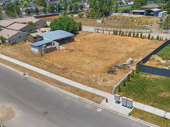 2nd image of 2242 W Colony Pointe Dr