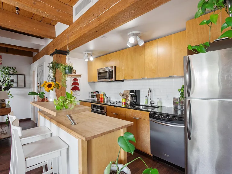 90 Wareham St #216 — Photo 8