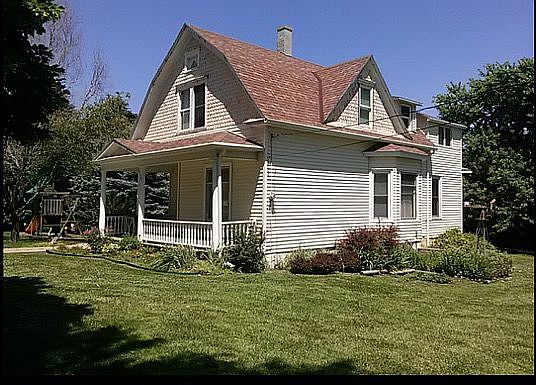1st image of 411 S Main St