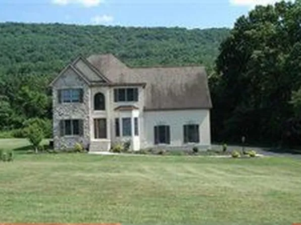 1591 Stony Mountain Way, Dauphin, PA 17018