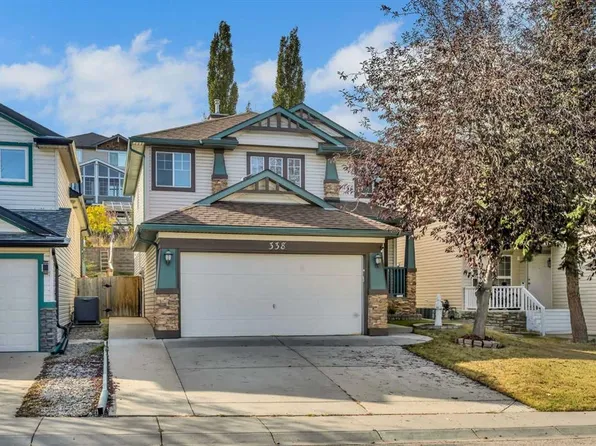 338 NE Panamount Dr NW, Calgary, AB T3K 5M1