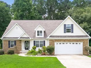 1024 Levista Dr, Locust Grove, GA 30248