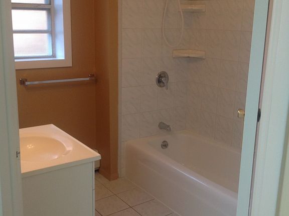 5th image of 721 Palisade Ave #1