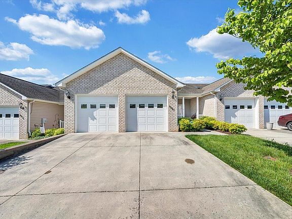 4th image of 6667 Stonelyn Cottage Ct