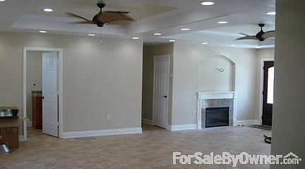 5th image of 203 Belle Helene St