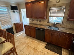 (Undisclosed Address), Bronx, NY 10465