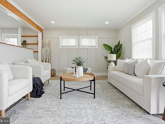 5th image of 7801 Gaywood Cir