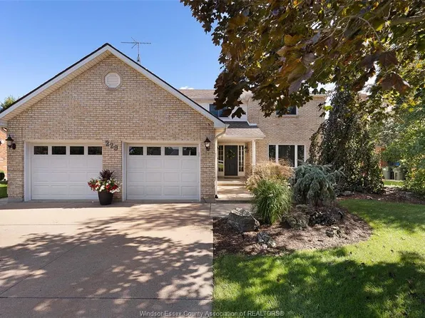 229 Irwin Ave, Essex, ON N8M 2T5