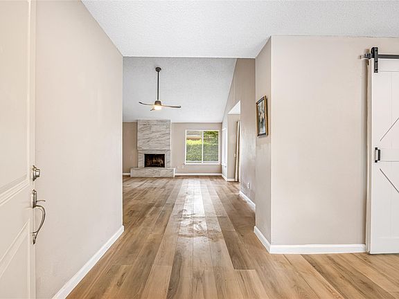 3rd image of 2602 Planters Row