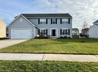 9061 Franklin Dr, North Ridgeville, OH 44039