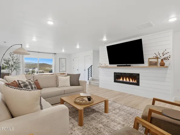 6572 Serviceberry Dr, Park City, UT 84098