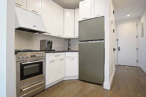 Rented by Doorway NYC, LLC | media 22