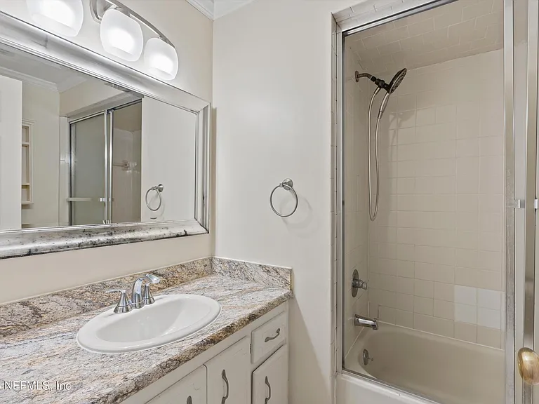 2619 Grafton Dr — Photo 10
