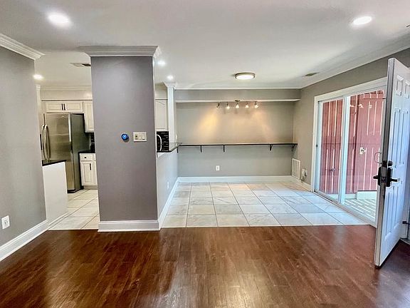 5th image of 8021 Pantano Pl #18