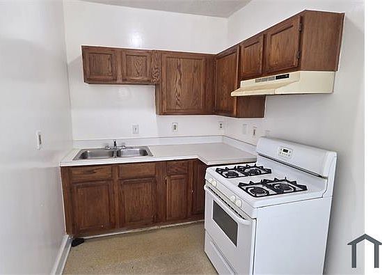 5th image of 8000 Pilgrim St APT E