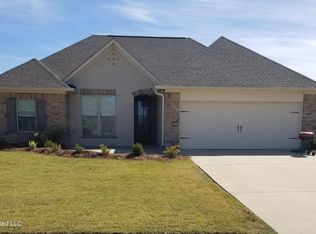 211 Buttonwood Ln, Canton, MS 39046