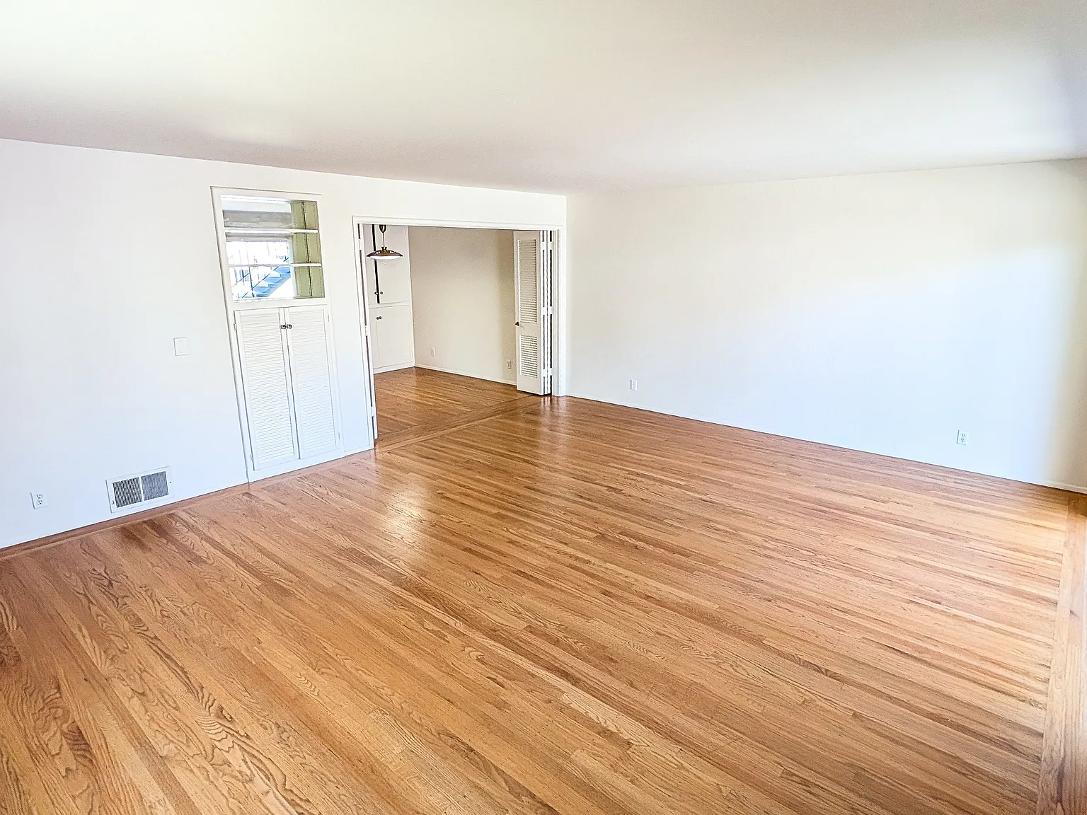 2640 8th Avenue - A — Photo 4