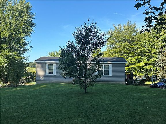 2nd image of 190 McGregor Rd