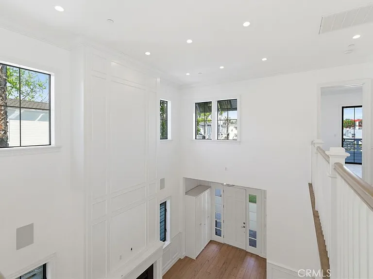 1405 Oak Ave — Photo 33