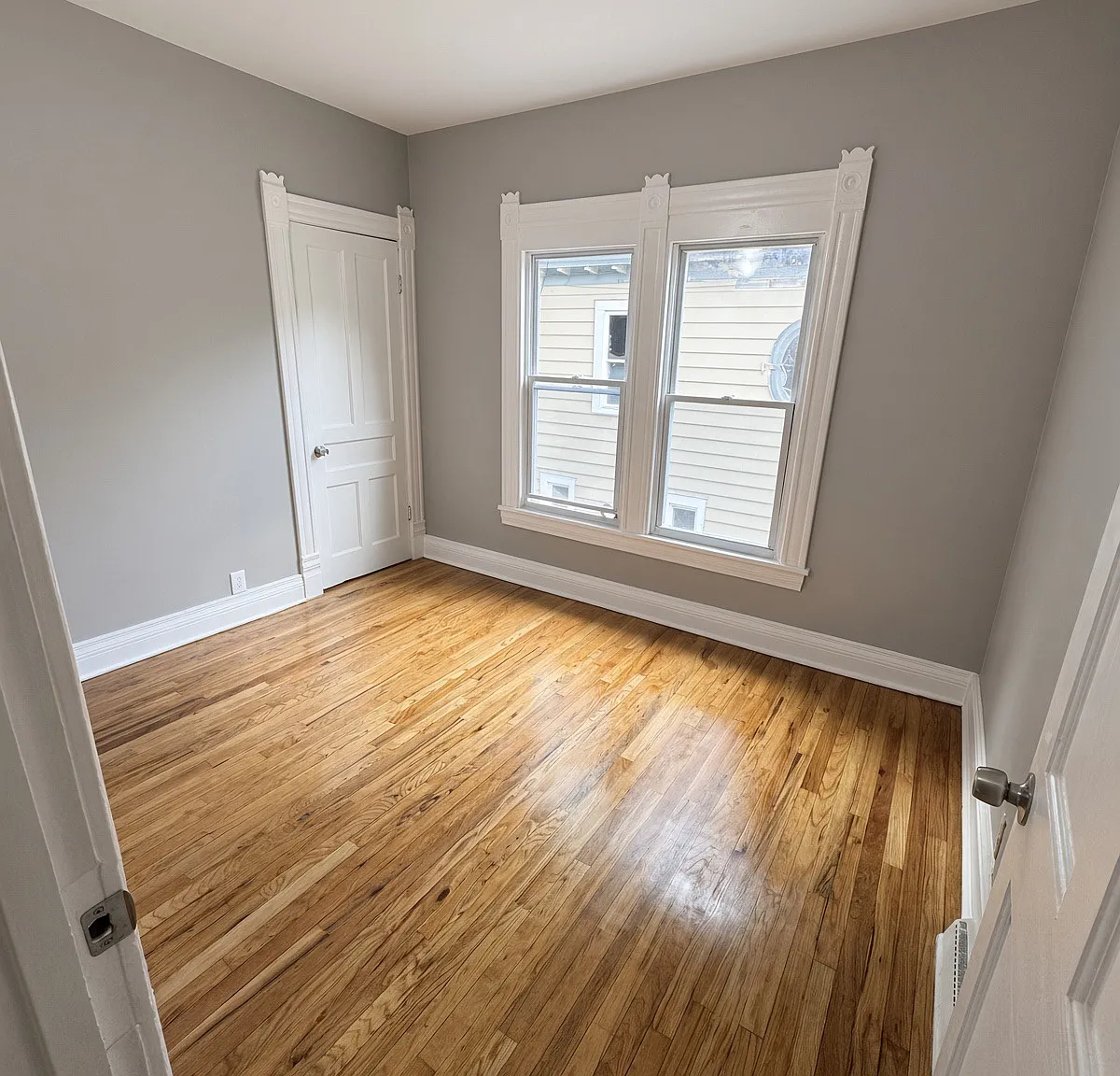 207 McLennan Avenue - 2 — Photo 3