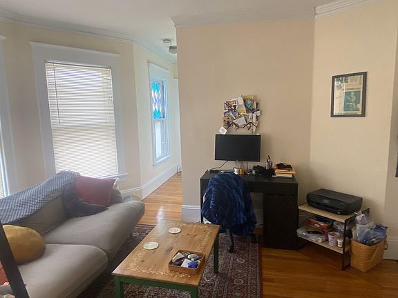 2nd image of 155 Medway St APT 5