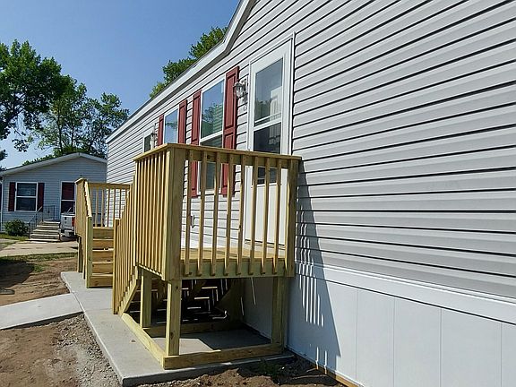 3rd image of 33 Claroma St #38AR