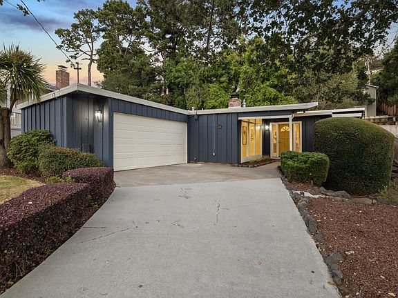 2nd image of 2019 Mezes Ave