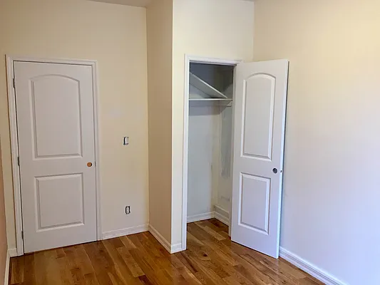 Rented by Voro, LLC | media 36