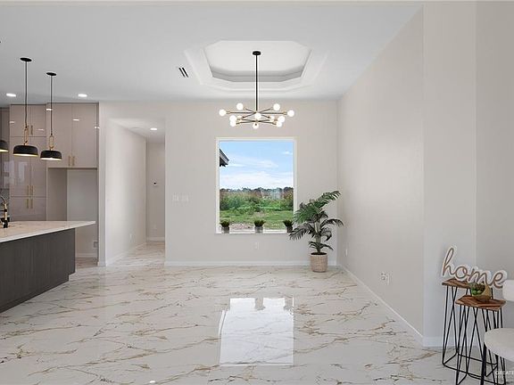 4th image of 1038 Nina Ave