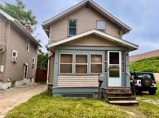 689 Brown St, Akron, OH 44311