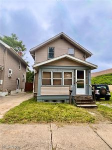 689 Brown St, Akron, OH, 44311