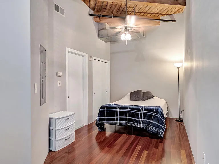 43 Charlton St #405 — Photo 15
