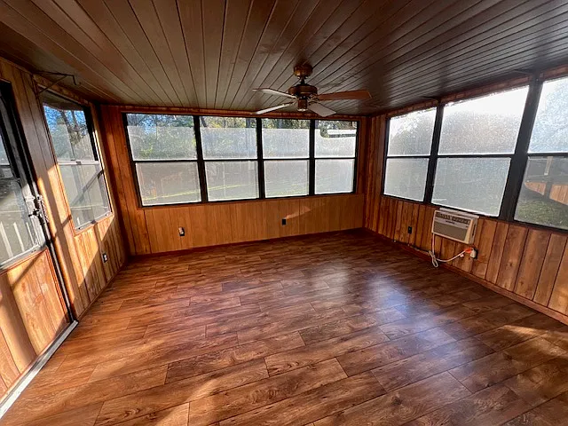 3 bed, 1873 sqft, $1,995 — Photo 2