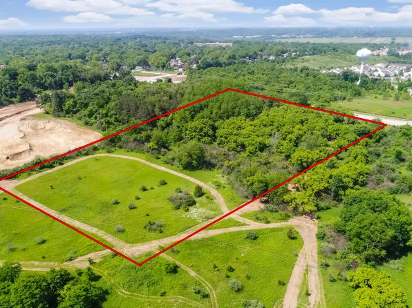 1811 Il Route Rd #25, Barrington, IL 60010