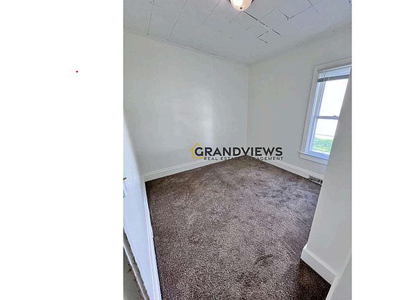 4th image of 616 S 3rd Ave #1